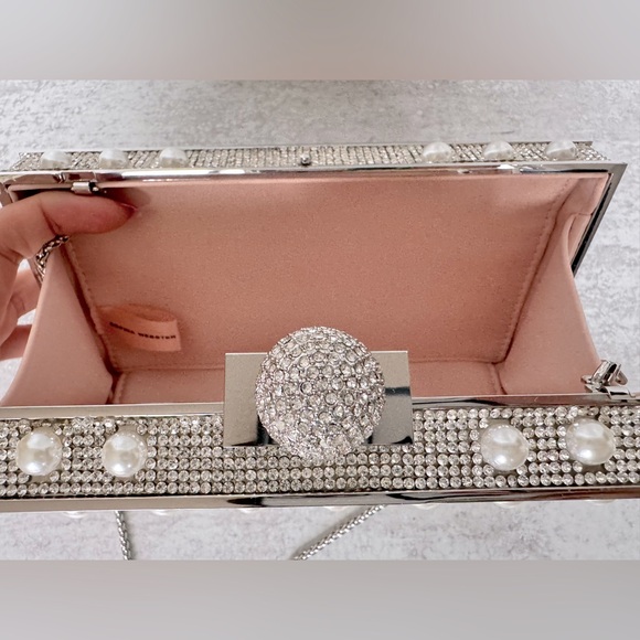 Sophia Webster Pearl & Crystal Clara Bag - Picture 6 of 16